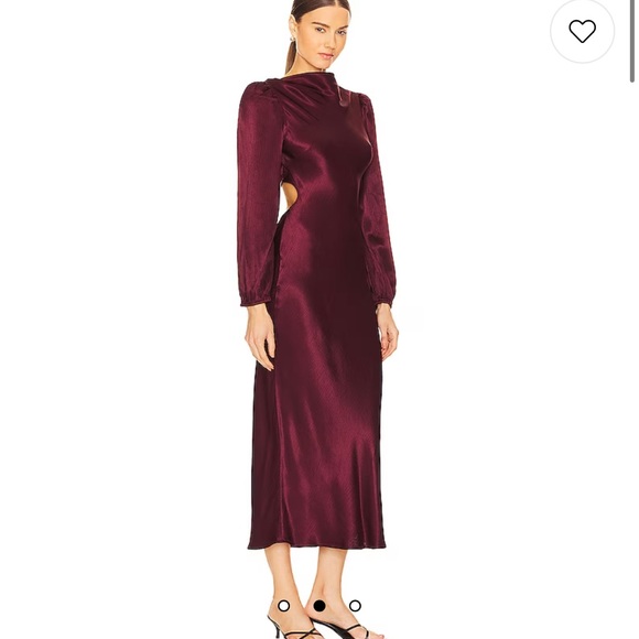 Astr the label Burgundy Beautiful SLEEVE MIDI DRESS - Picture 2 of 4